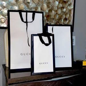 Gucci shopping bags